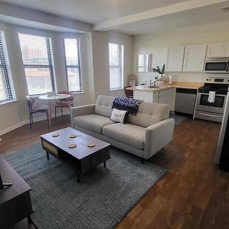 Amazing 1 Bedroom Apt In City Center ديترويت المظهر الخارجي الصورة